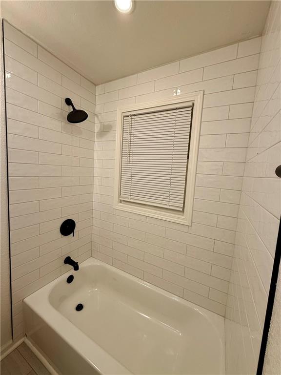 10704 E 34th Street Property Photo 16