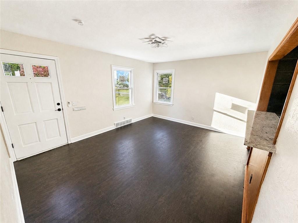 7523 Marty Street Property Photo 4
