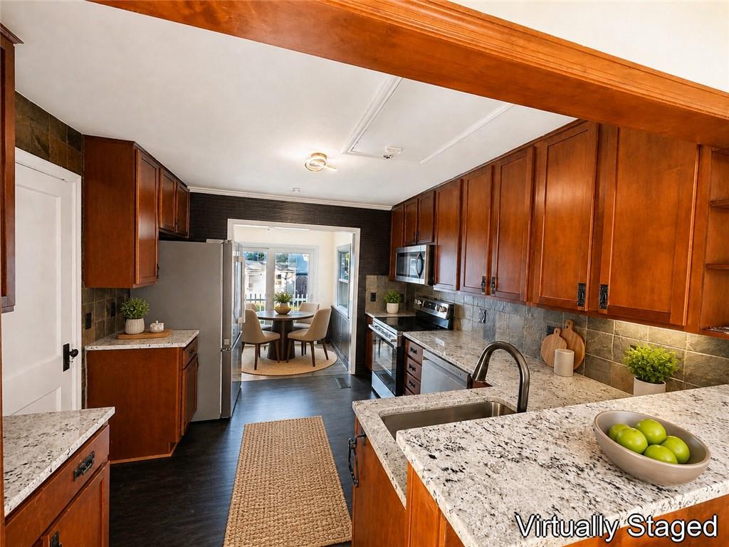 7523 Marty Street Property Photo 7
