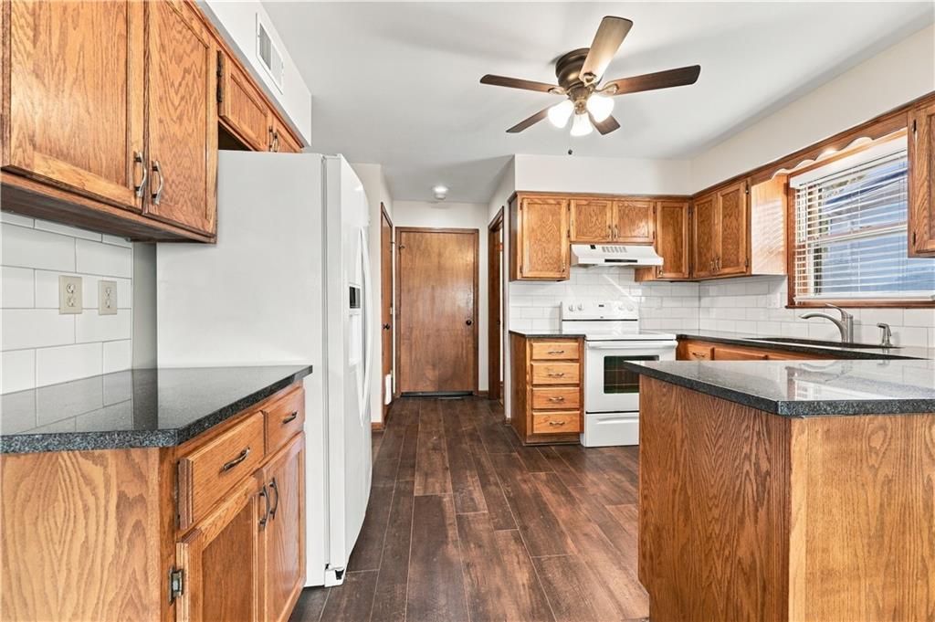 2600 Sw Morningside Drive Property Photo 13