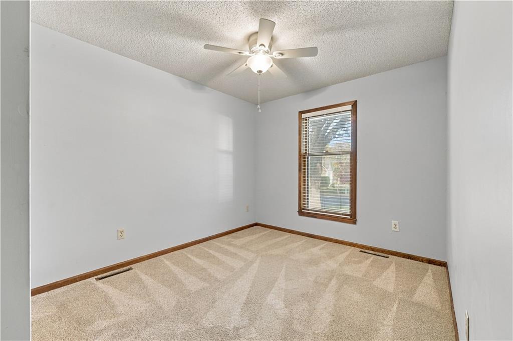 2600 Sw Morningside Drive Property Photo 21
