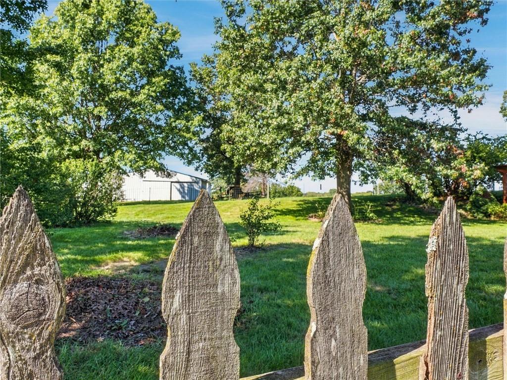 17108 Old Bb Highway Property Photo 4