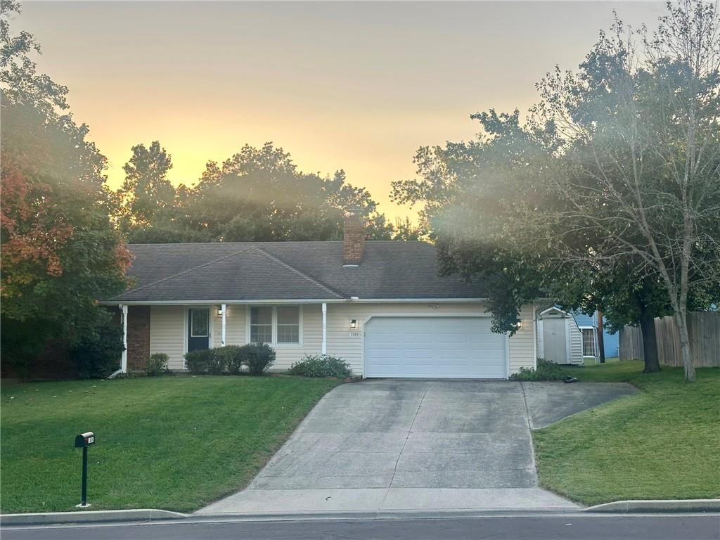 1800 Country Club Drive Property Photo 1