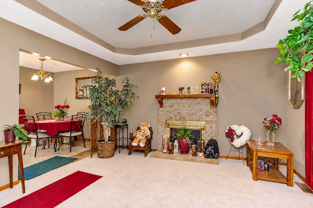 3644 N Euclid Avenue Property Photo 4