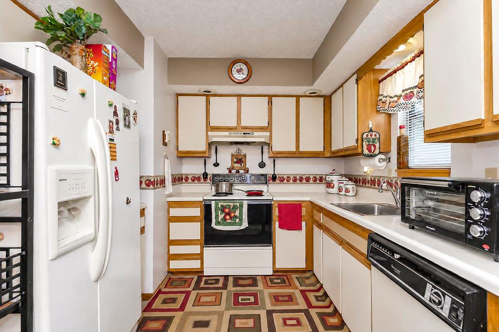 3644 N Euclid Avenue Property Photo 6