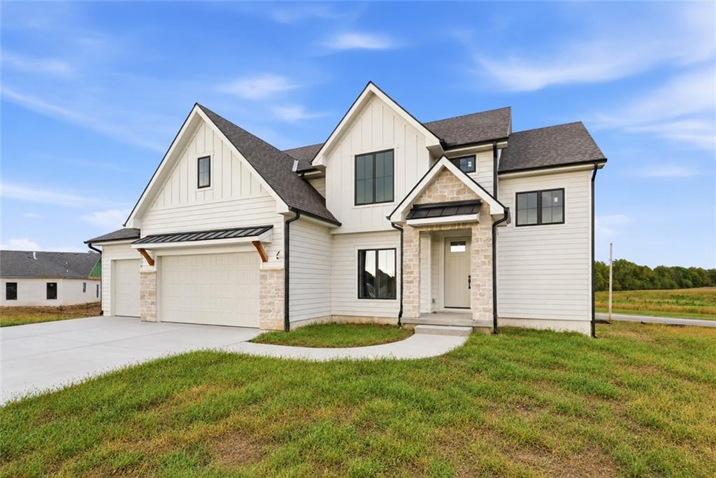 18370 W 195th Street Property Photo 1