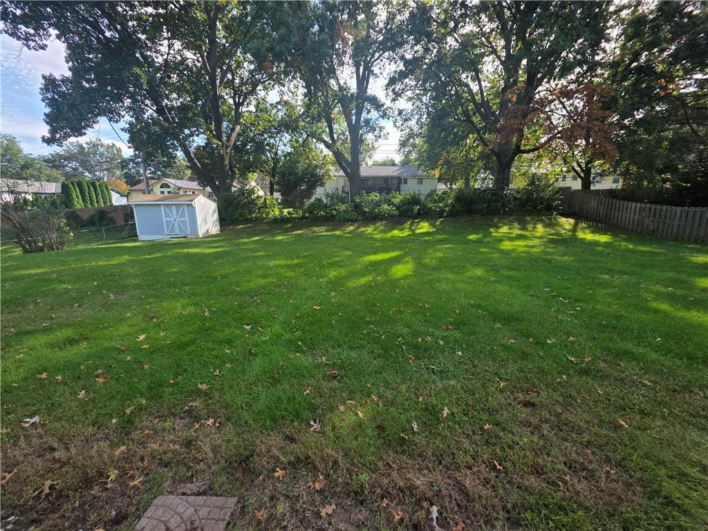 601 W 96th Street Property Photo 5