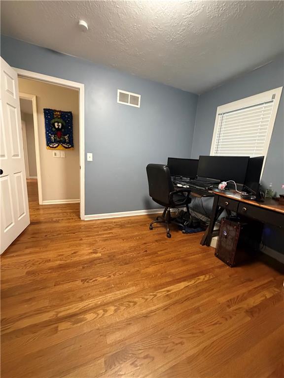 12119 W 93rd Street Property Photo 19