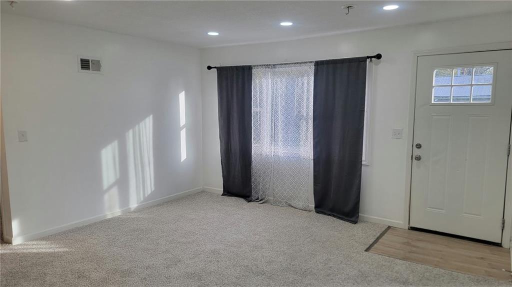 610 Elm Street Property Photo 2