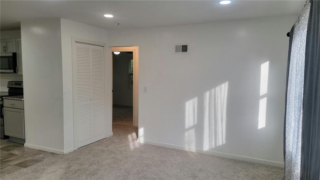 610 Elm Street Property Photo 3