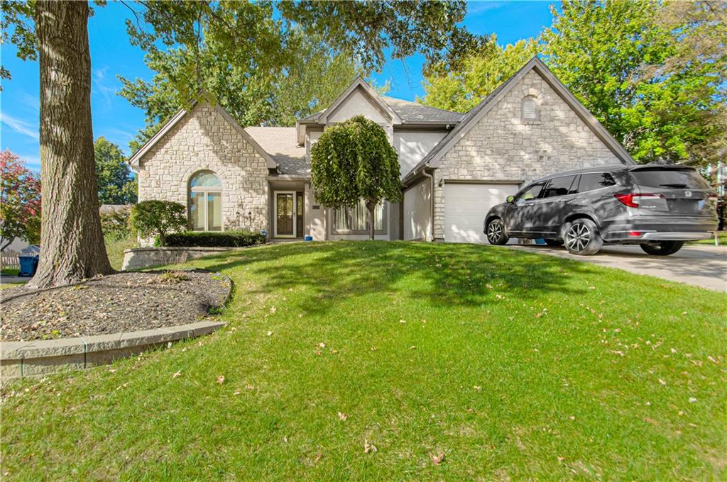 706 Kingston Drive Property Photo 1