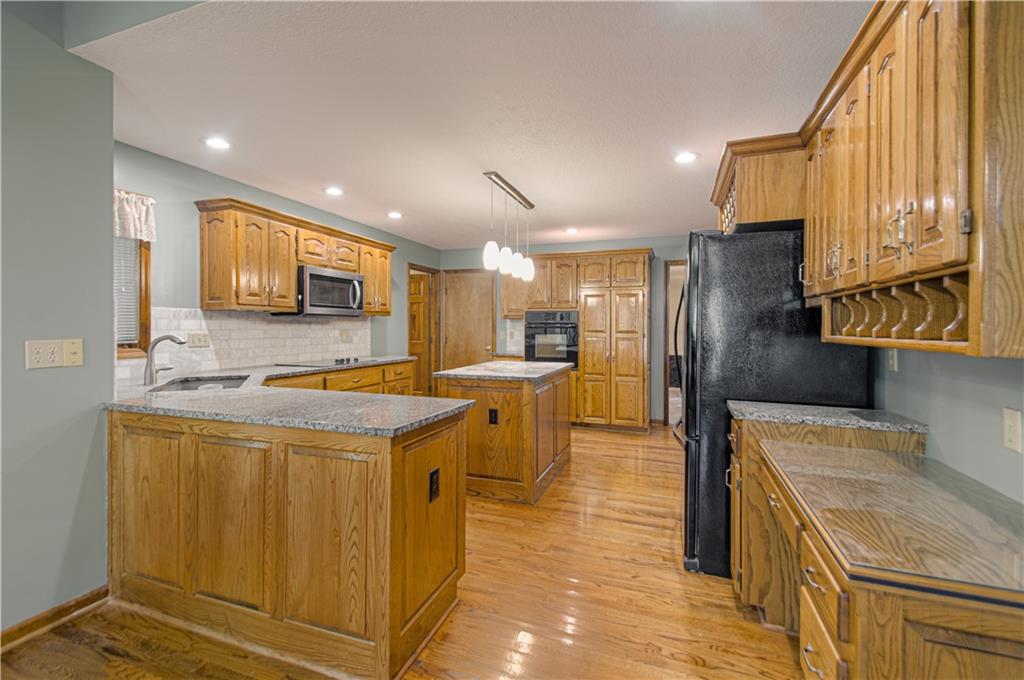 706 Kingston Drive Property Photo 11