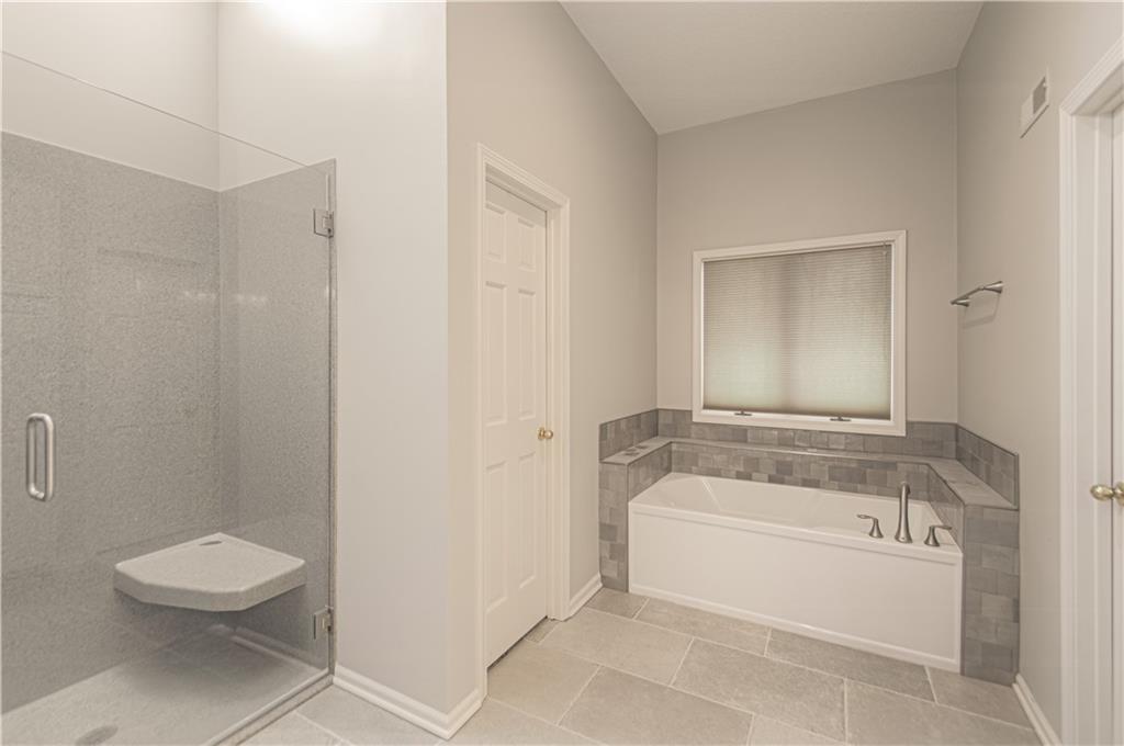 706 Kingston Drive Property Photo 20