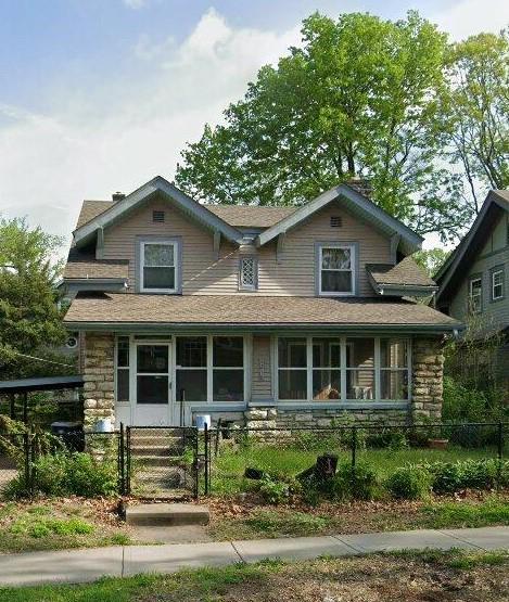 1218 W 38th Street Property Photo 1
