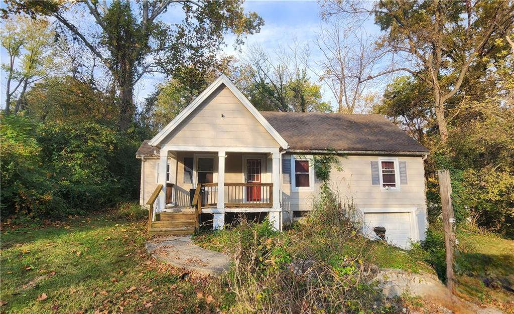 4038 N Cleveland Avenue Property Photo 1