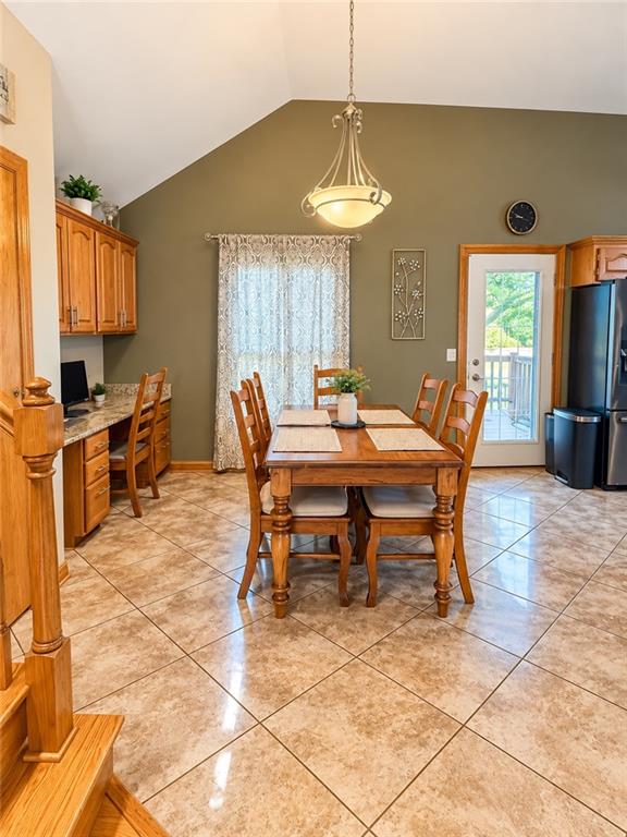 1164 E Meadow Lane Property Photo 4