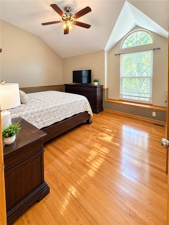 1164 E Meadow Lane Property Photo 6