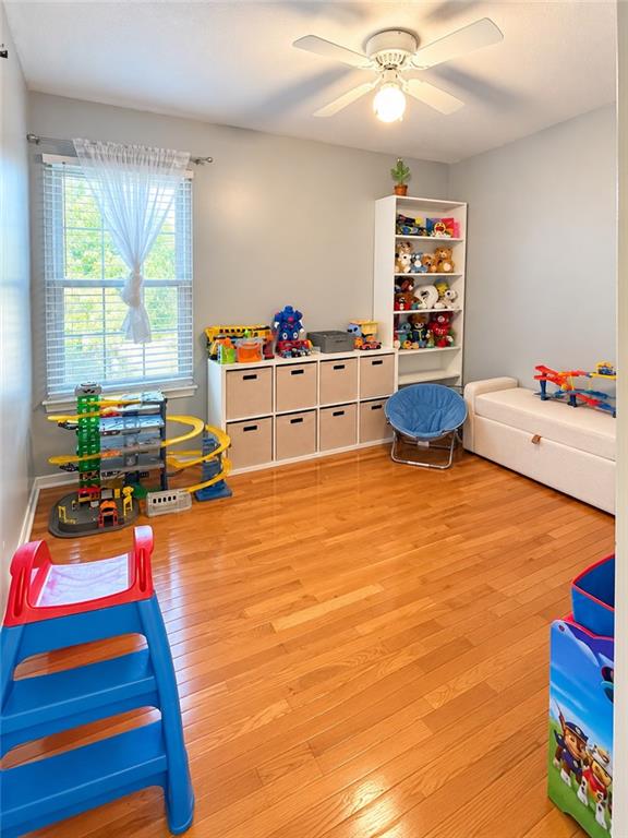 1164 E Meadow Lane Property Photo 8
