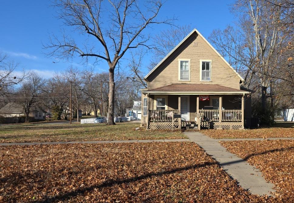632 S Cherry Street Property Photo 1