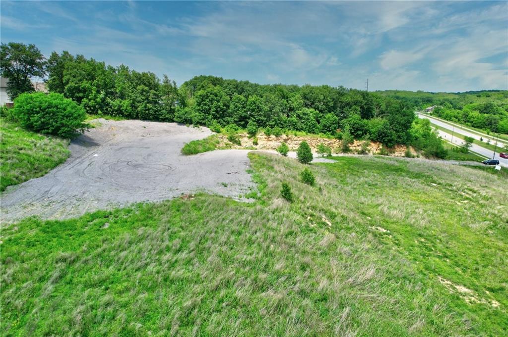 152 Hwy & Maplewoods Pkwy Street Property Photo 2