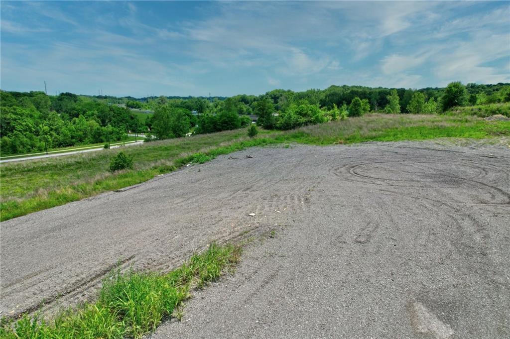 152 Hwy & Maplewoods Pkwy Street Property Photo 3