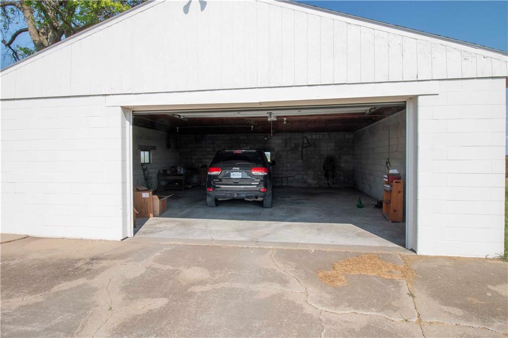 8831 Highway 71 Highway Property Photo 9