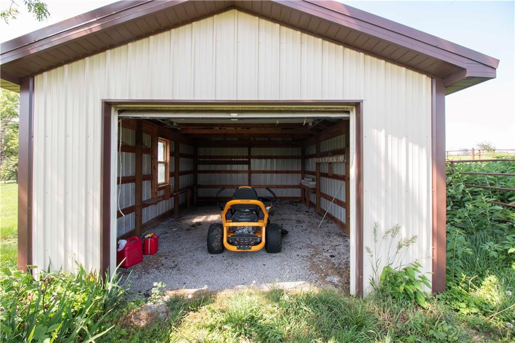 8831 Highway 71 Highway Property Photo 10