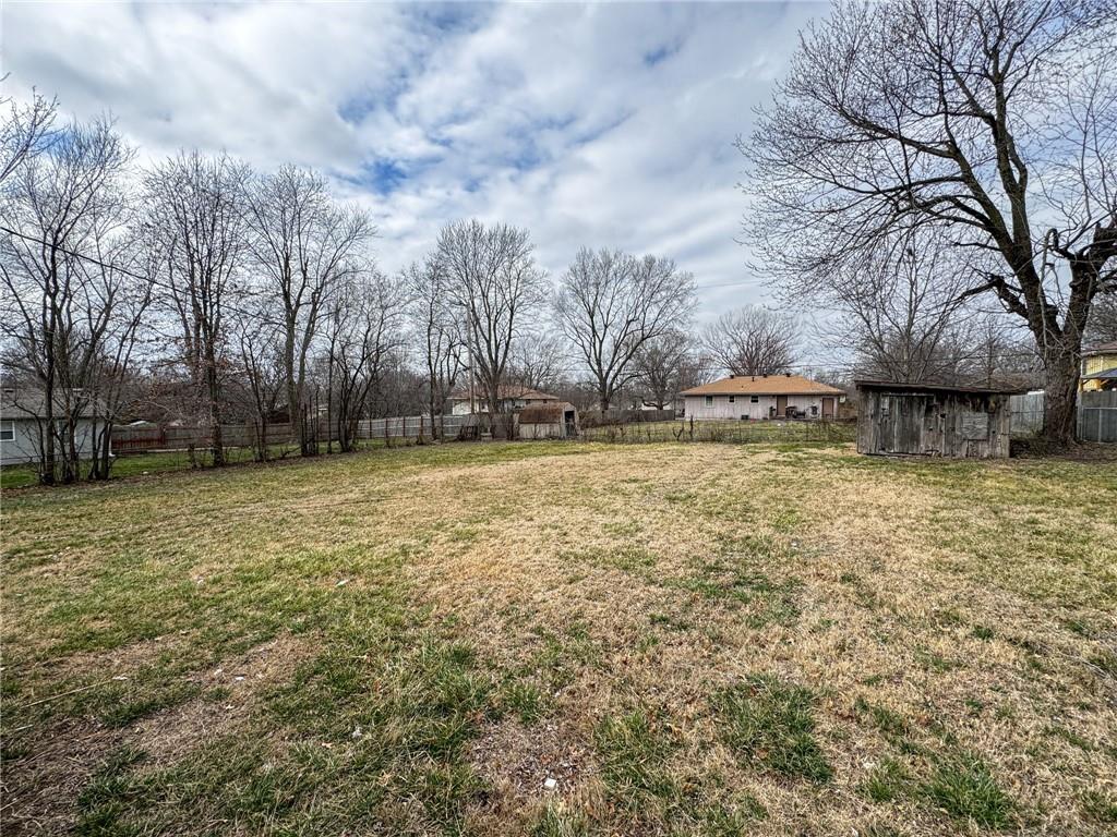 16110 Hight Avenue Property Photo 18