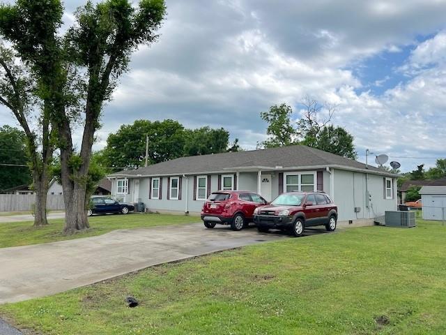 413 E Mckahn Street Property Photo 3