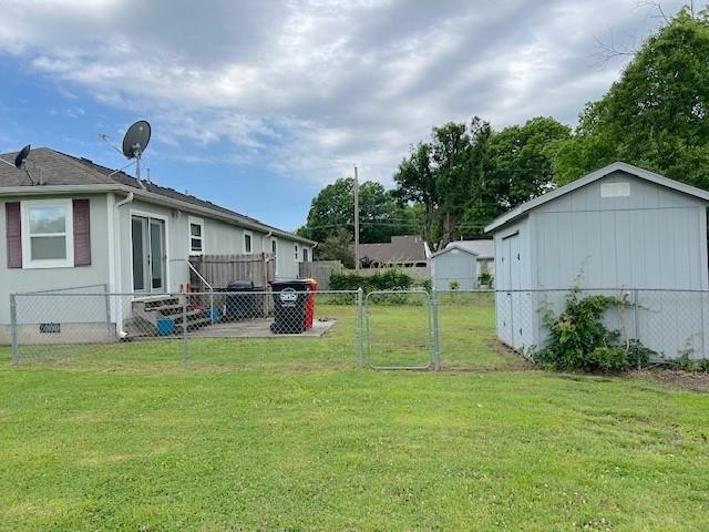 413 E Mckahn Street Property Photo 5