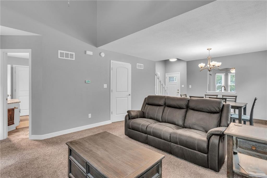 17107 E 45th Terrace Court Property Photo 11