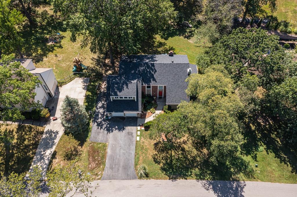 12343 Pinehurst Drive Property Photo 3