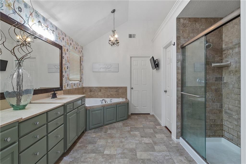11718 S Lewis Drive Property Photo 30