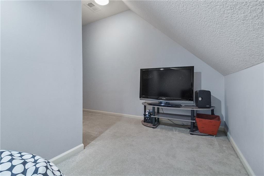 11718 S Lewis Drive Property Photo 40