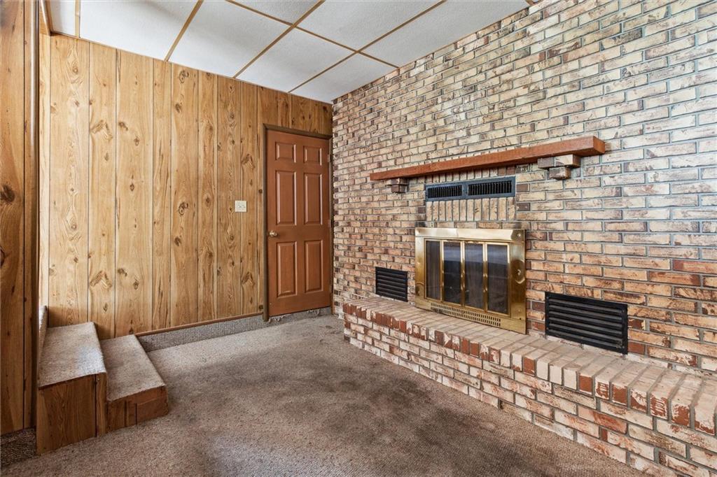901 W Chestnut Street Property Photo 22