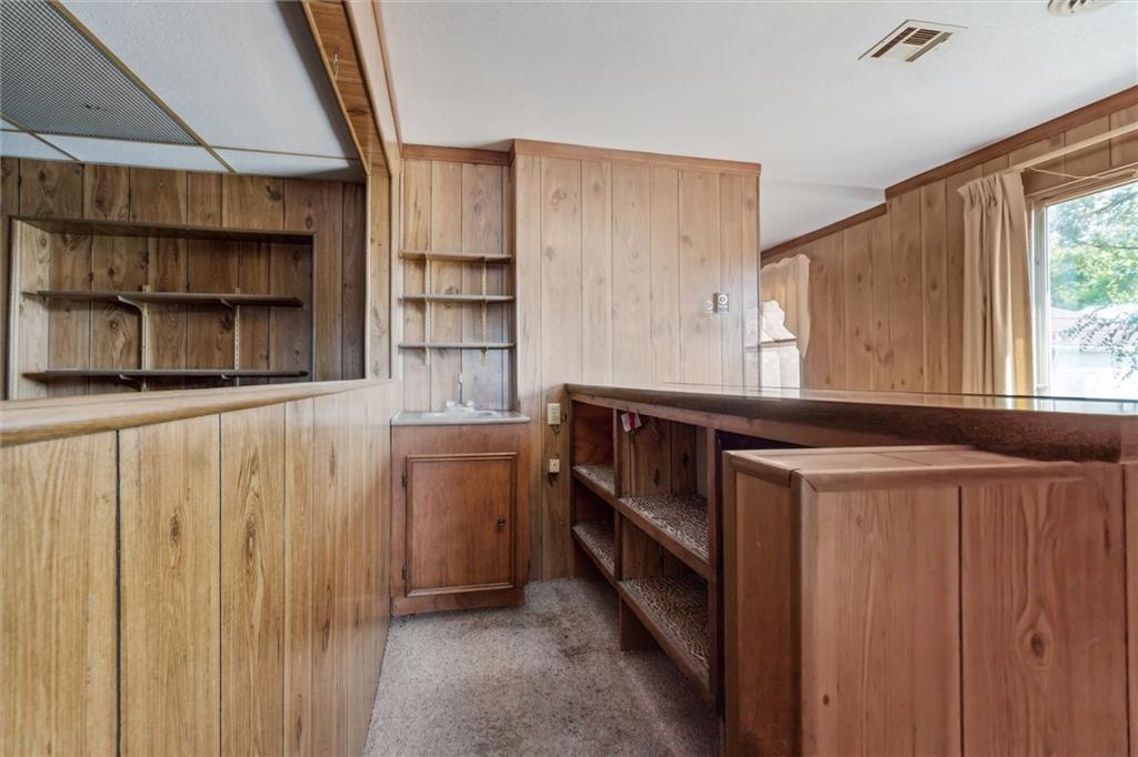901 W Chestnut Street Property Photo 23