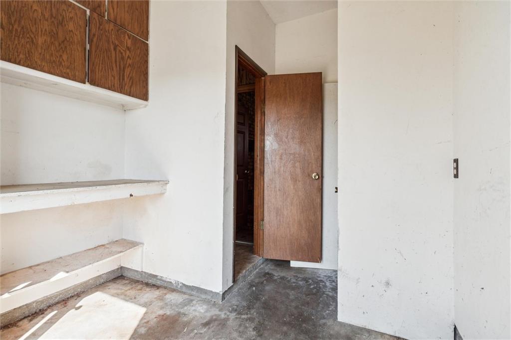 901 W Chestnut Street Property Photo 30