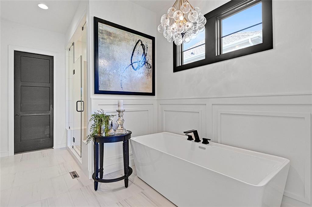 17105 Oakmont Street Property Photo 14