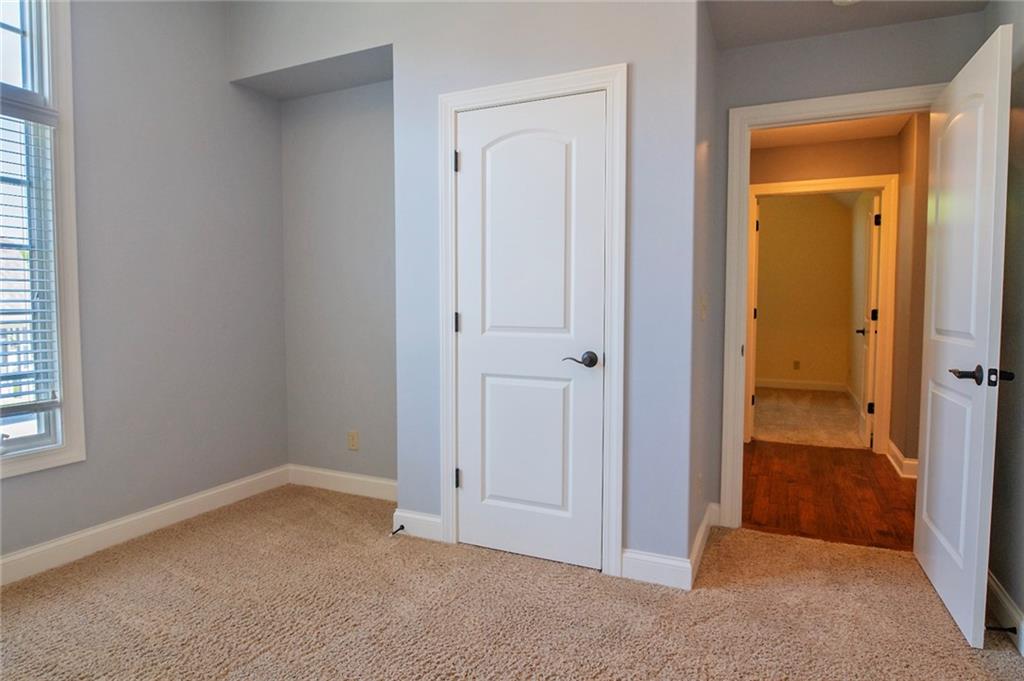 343 N Eaton Drive Property Photo 16