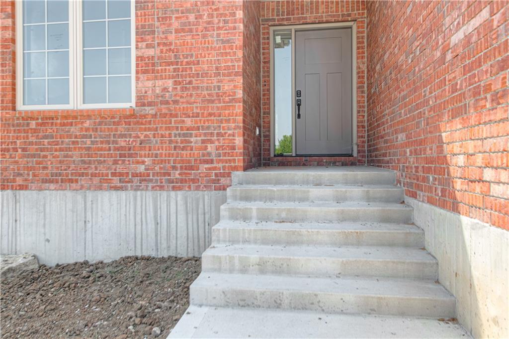19007 E 19 St. Court Property Photo 3