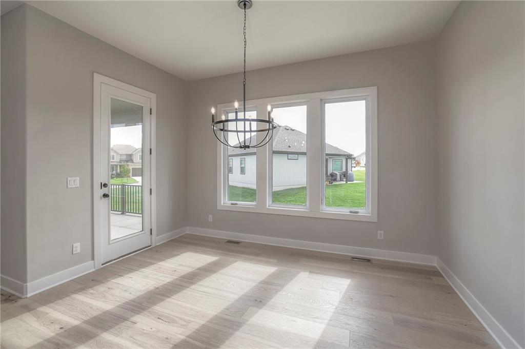 15422 W 171st Place Property Photo 18
