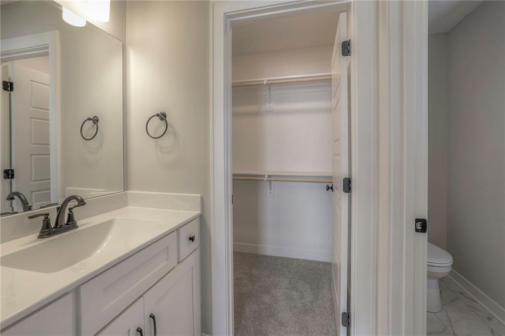 15422 W 171st Place Property Photo 44