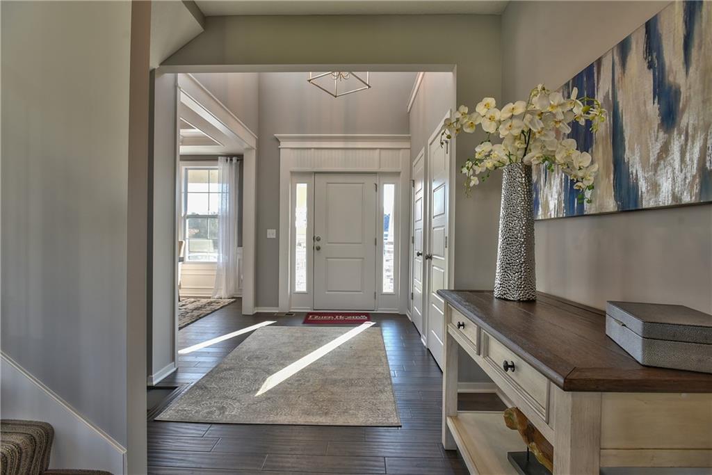 2725 W Dartmouth Street Property Photo 6