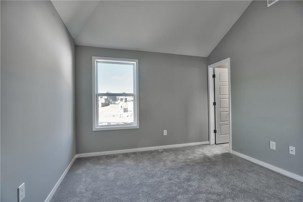 2725 W Dartmouth Street Property Photo 38