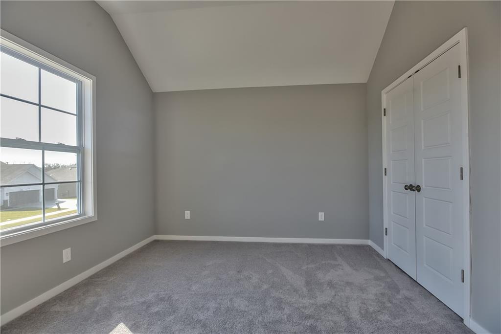 2725 W Dartmouth Street Property Photo 39