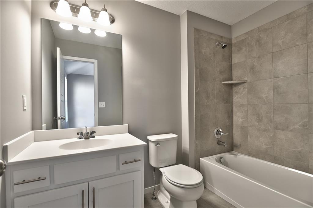 2725 W Dartmouth Street Property Photo 40