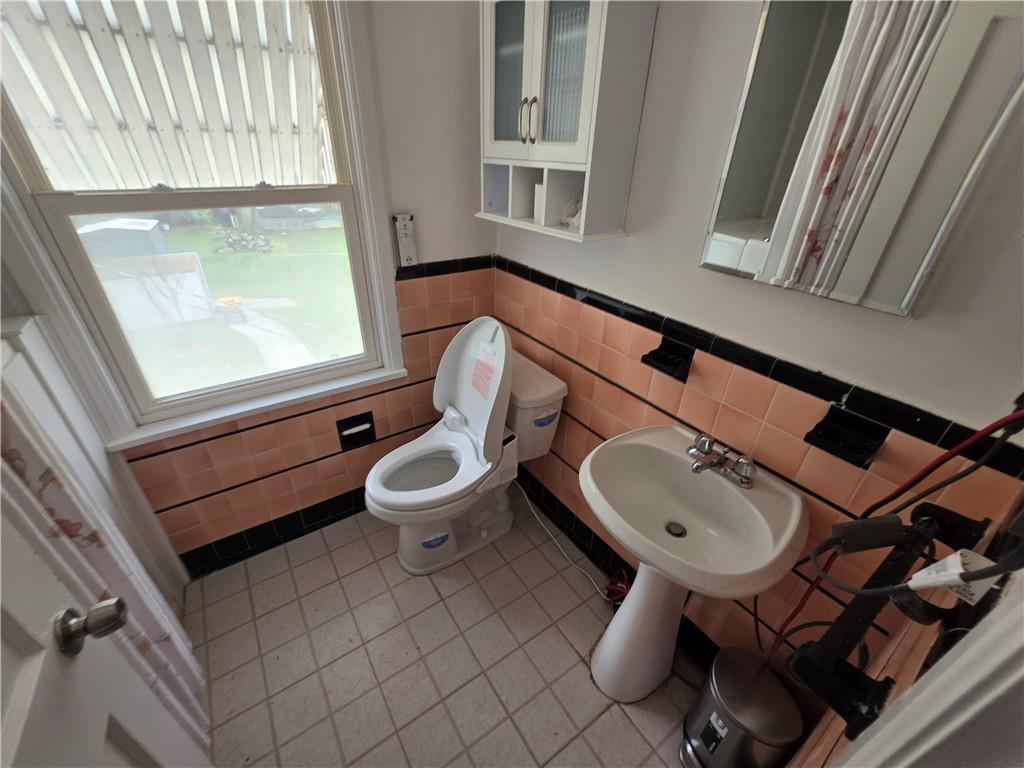 7445 Wyoming Street Property Photo 7