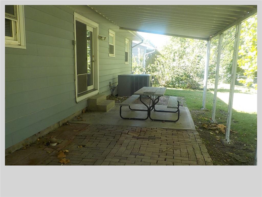 512 Hollywood Avenue Property Photo 9