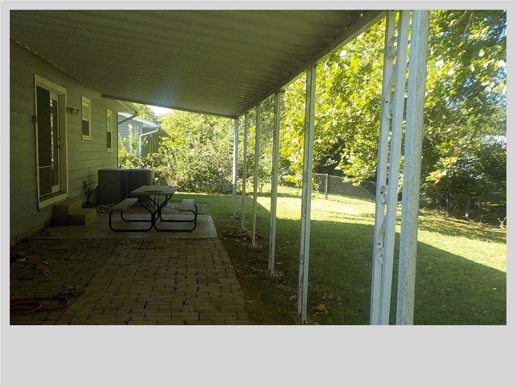 512 Hollywood Avenue Property Photo 10