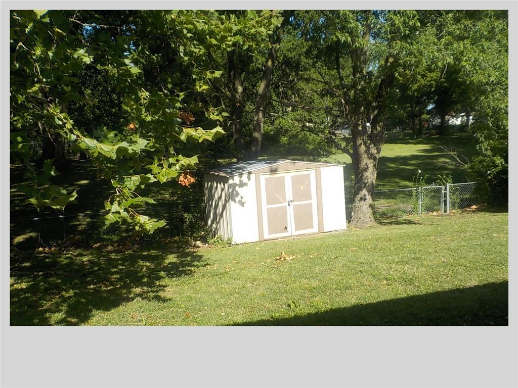 512 Hollywood Avenue Property Photo 12